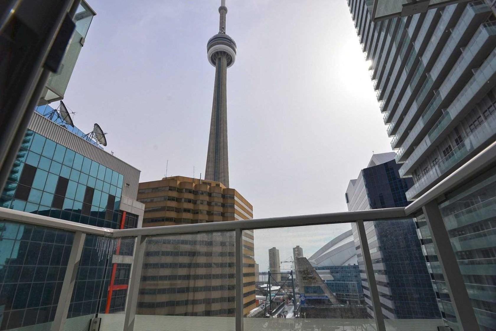 Skyline Suites - Walk To Mtcc, Acc, Rogers Centre & Entertainment District Toronto Eksteriør bilde